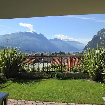 Apartment In Reiff Mit Grosser Terrasse *